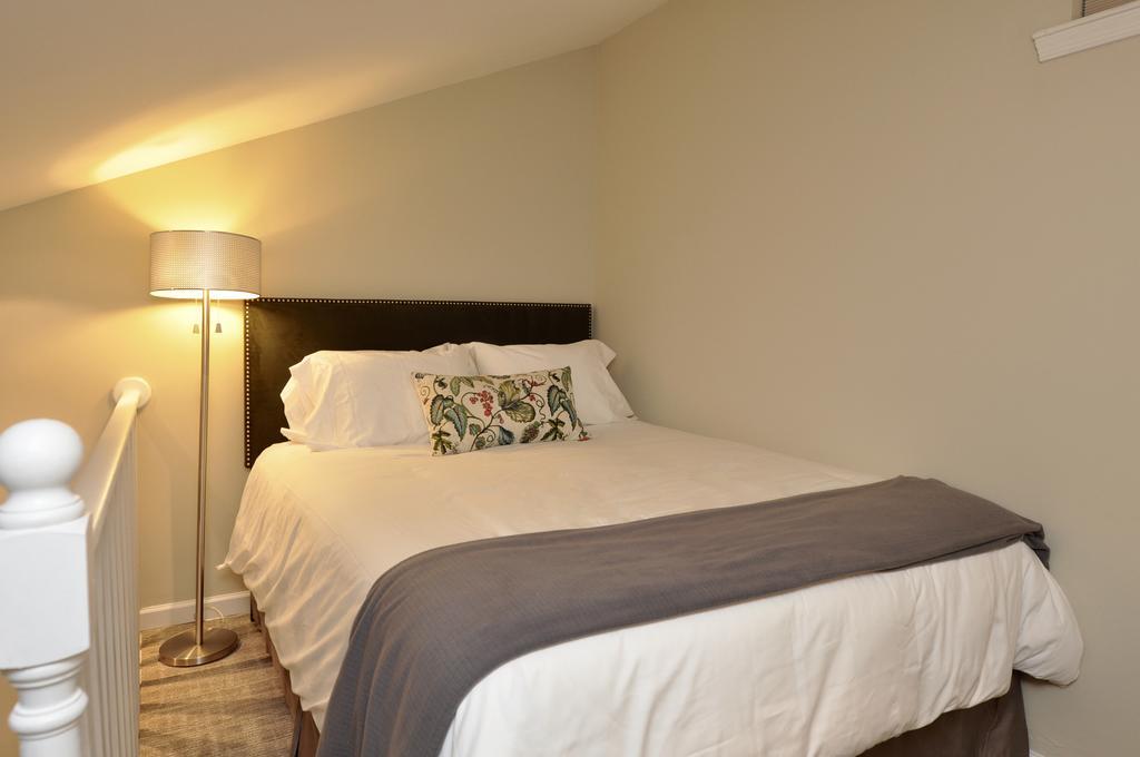 Dupont Place Aparthotel